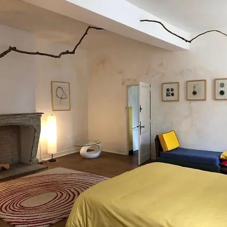 Сasa de vacaciones La Chartreuse Maison D'artistes *