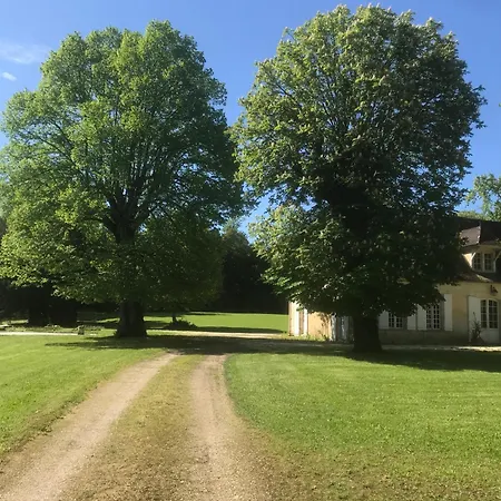 Сasa de vacaciones La Chartreuse Maison D'artistes Bergerac
